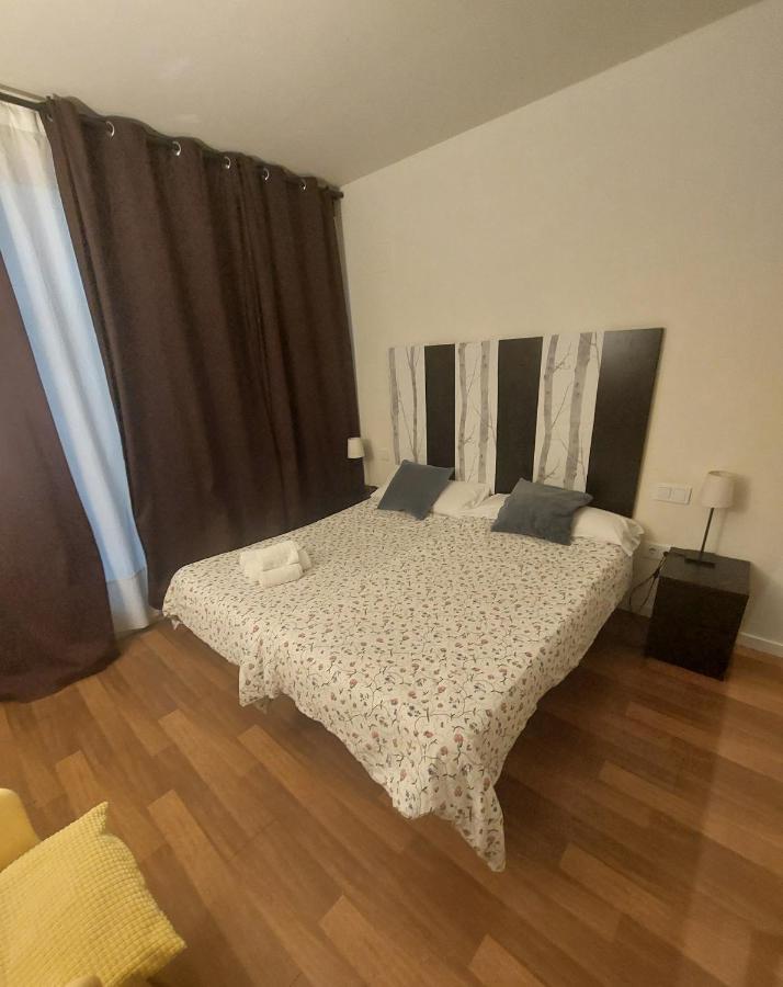 Apartamentos Murallas De Sevilla Luaran gambar
