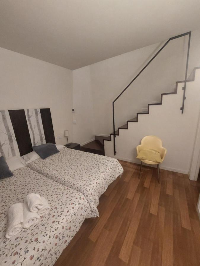 Apartamentos Murallas De Sevilla Luaran gambar