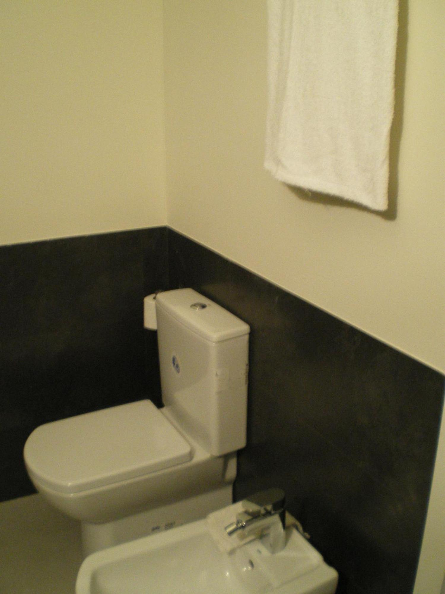Apartamentos Murallas De Sevilla Luaran gambar